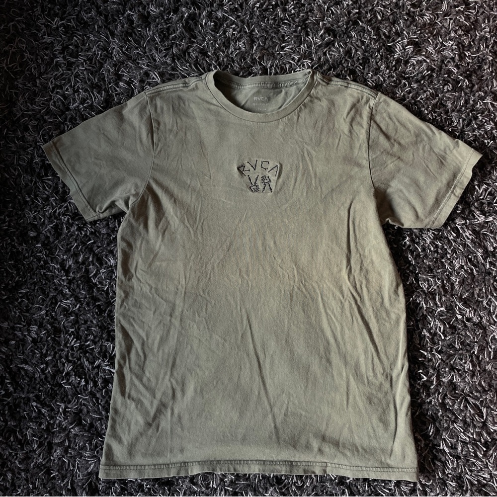RVCA Regular Fit Peace Bones Mens Size L Short Sleeve T-Shirt Green